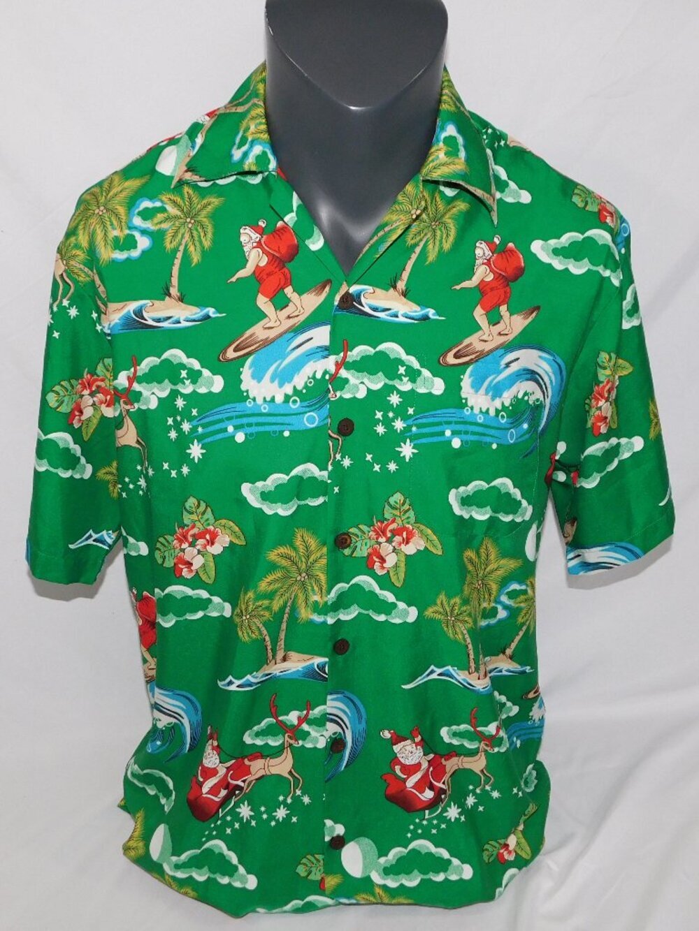Alvish Green Red Christmas Santa Surfing Hawaiian Shirt Short Sleeve Mens M